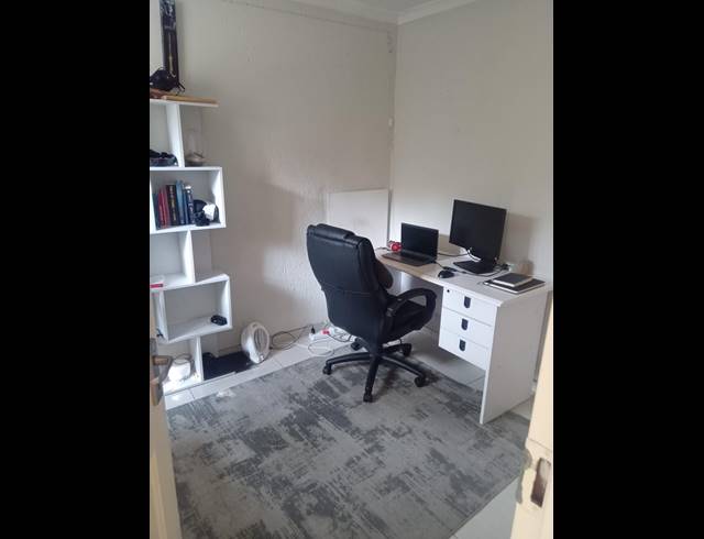 3 BEDROOM DUPLEX TO LET IN SUNNINGHILL